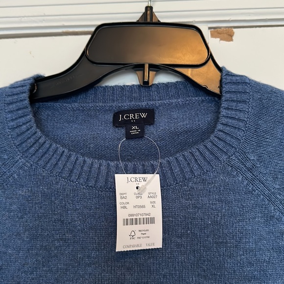 J. Crew Men's Light Blue Crew Neck Sweater in Size XL - Picture 3 of 6